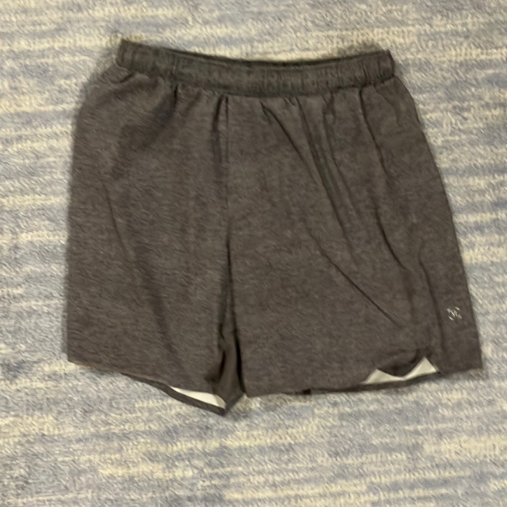 Lululemon surge short